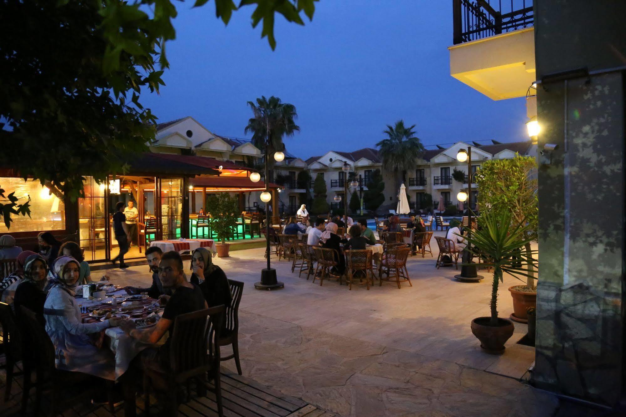 Harman Hotel เฟทิเย ภายนอก รูปภาพ